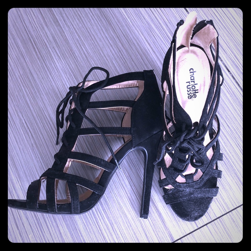 High heels black
